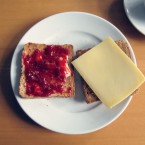 Mein Frühstück am Arbeitstisch