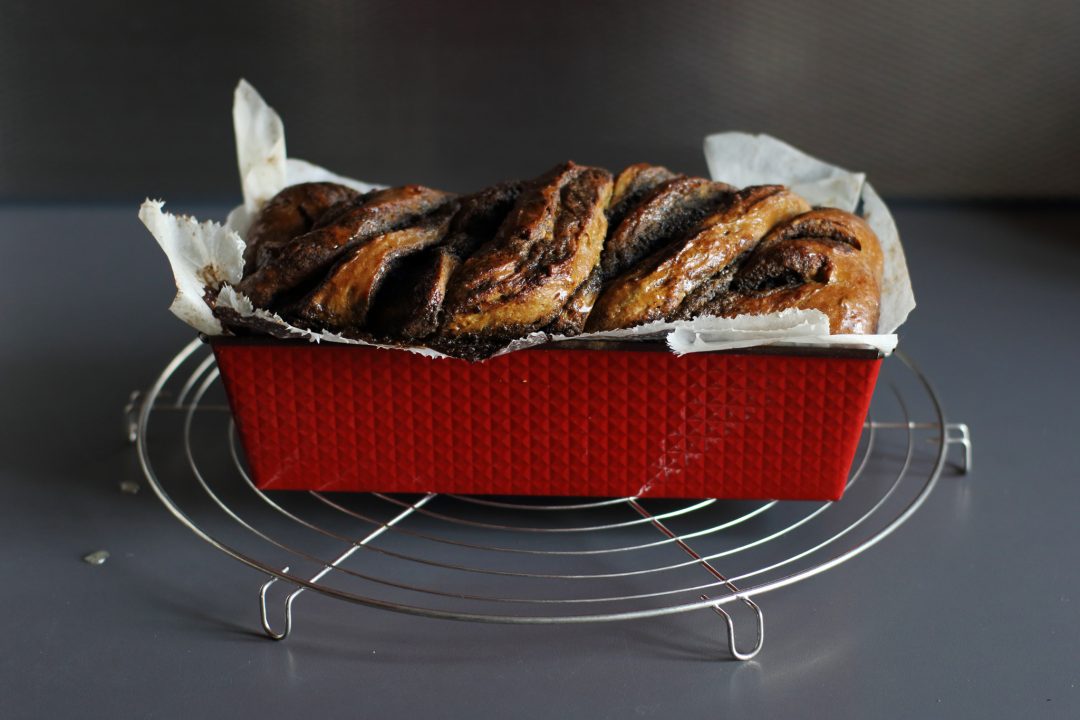 Matcha & Goma Swirl Bread