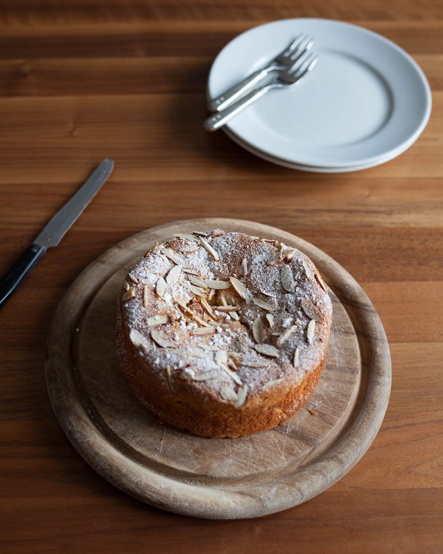 RIcotta Almond Cake